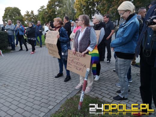 Prezes PiS w Opolu miał również inne przywitanie. Mniej przyjazne