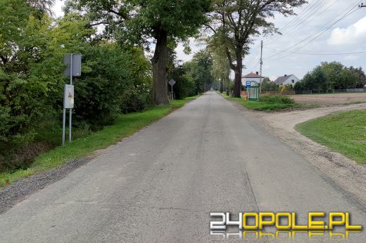 Z Uszyc do Zdziechowic wkrótce po wyremontowanej drodze