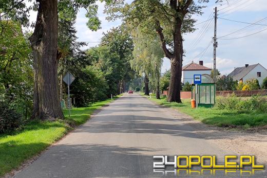 Z Uszyc do Zdziechowic wkrótce po wyremontowanej drodze