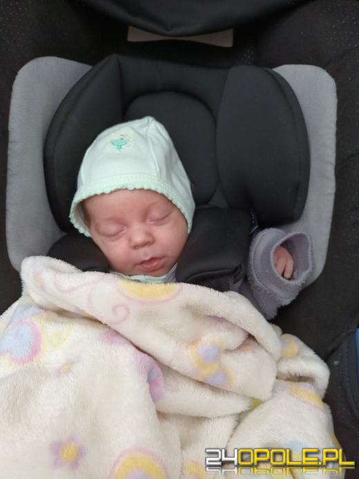 Trojaczki po 2 miesiącach hospitalizacji wracają do domu!