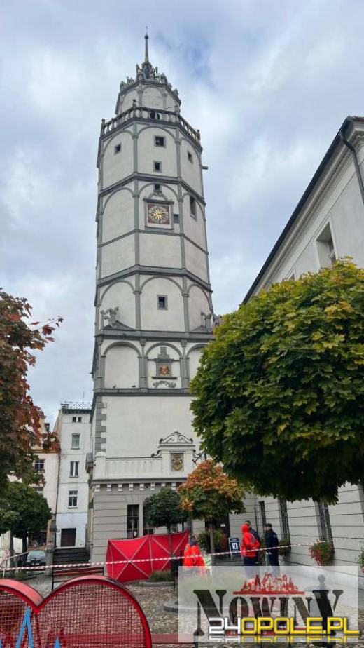 52-latka wypadła z wieży ratuszowej w Paczkowie. Nie żyje 