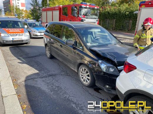 Dwie osobówki zderzyły się na ulicy Katowickiej