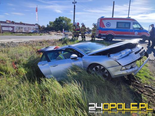 Wypadek samochodu osobowego w miejscowości Kuniów