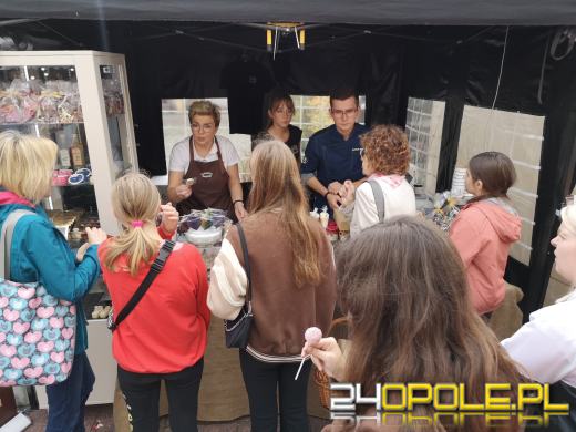 Słodko na opolskim Rynku. Trwa Festiwal Czekolady!