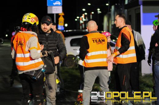 Miłośnicy rolek przejechali ulicami Opola. Za nami kolejna edycja Nightskatingu 