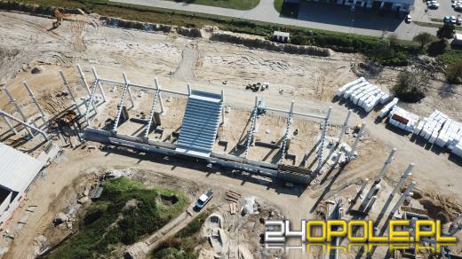 Widać już trybuny nowego Stadionu Opolskiego