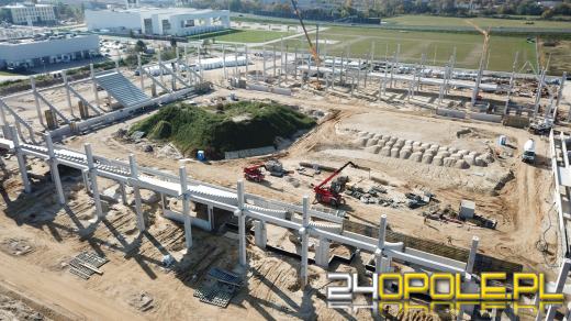 Widać już trybuny nowego Stadionu Opolskiego