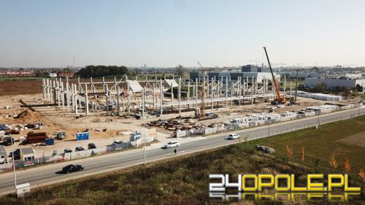 Widać już trybuny nowego Stadionu Opolskiego
