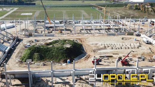 Widać już trybuny nowego Stadionu Opolskiego