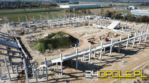 Widać już trybuny nowego Stadionu Opolskiego