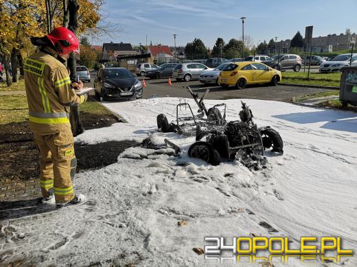 Pojazd nauki jazdy spłonął doszczętnie na ulicy Chełmskiej w Opolu