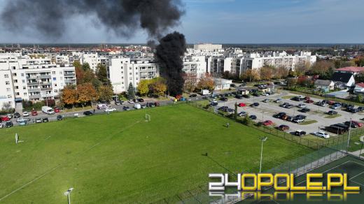 Pojazd nauki jazdy spłonął doszczętnie na ulicy Chełmskiej w Opolu