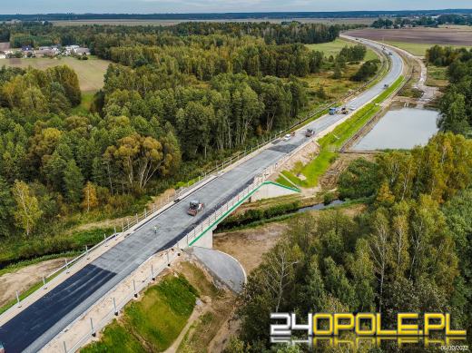 Budowa obwodnicy Praszki z dużym zaawansowaniem