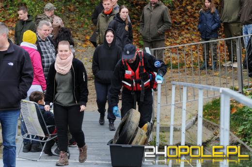 Po raz 12. nurkowie sprzątają dno kamionki Piast w Opolu