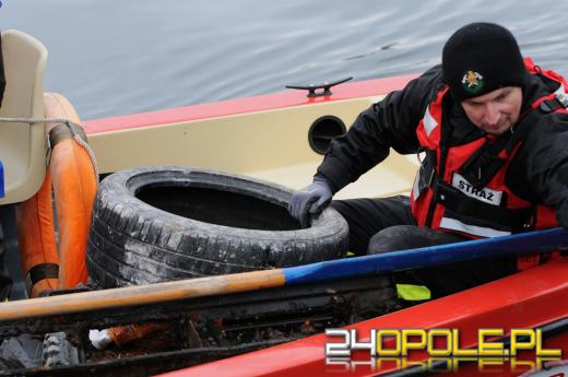 Po raz 12. nurkowie sprzątają dno kamionki Piast w Opolu