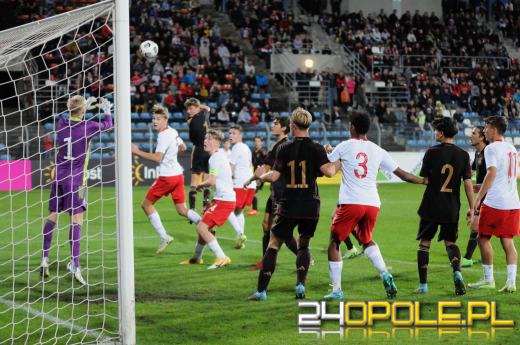 Młodzi polscy piłkarze rozbijają Niemców 4:0! 