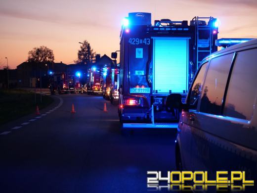 5 zastępów straży gasiło pożar budynku gospodarczego