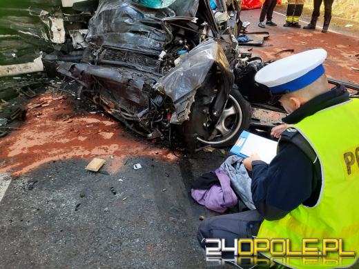 Tragiczny wypadek w powiecie namysłowskim. Nie żyje 23-latek