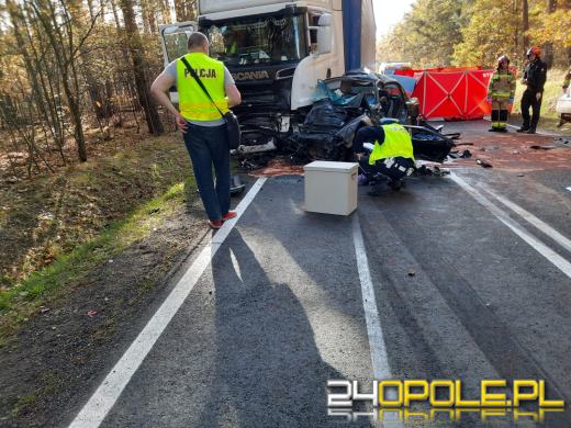 Tragiczny wypadek w powiecie namysłowskim. Nie żyje 23-latek