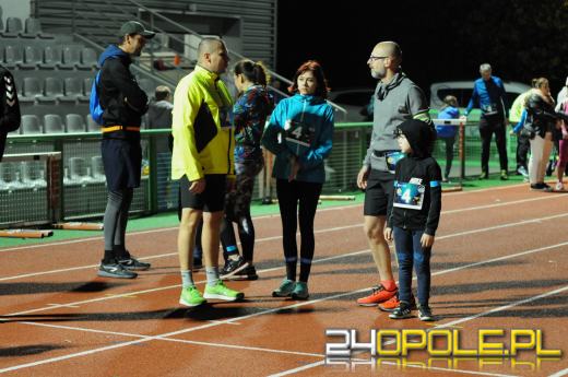 Za nami kolejna edycja Biegu Odblaskowego. Startowały całe rodziny!