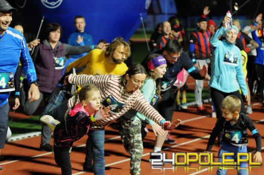 Za nami kolejna edycja Biegu Odblaskowego. Startowały całe rodziny!