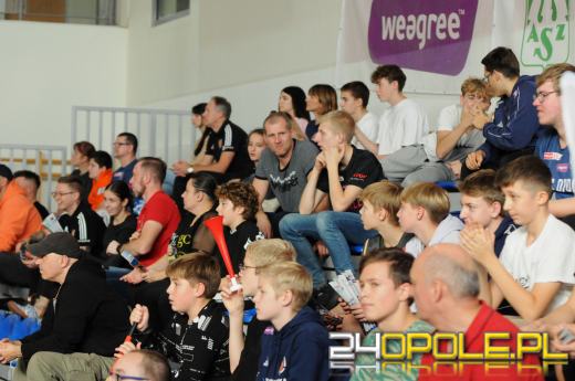 Weegree wygrywa z Dzikami!