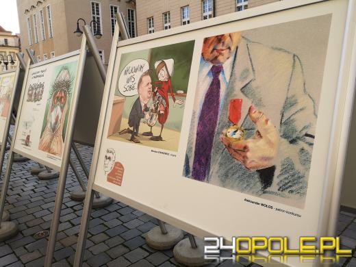 Wystawa rysunku prasowego pod opolskim Ratuszem