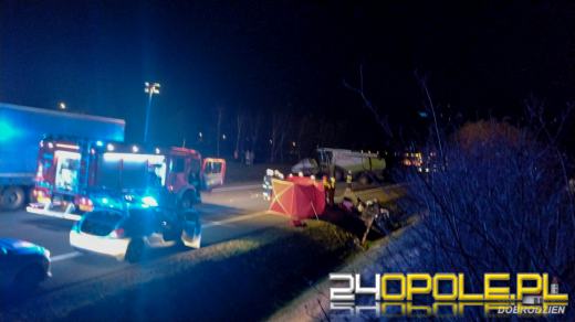 Śmiertelny wypadek w Dobrodzieniu. Nie żyje kierowca osobówki 