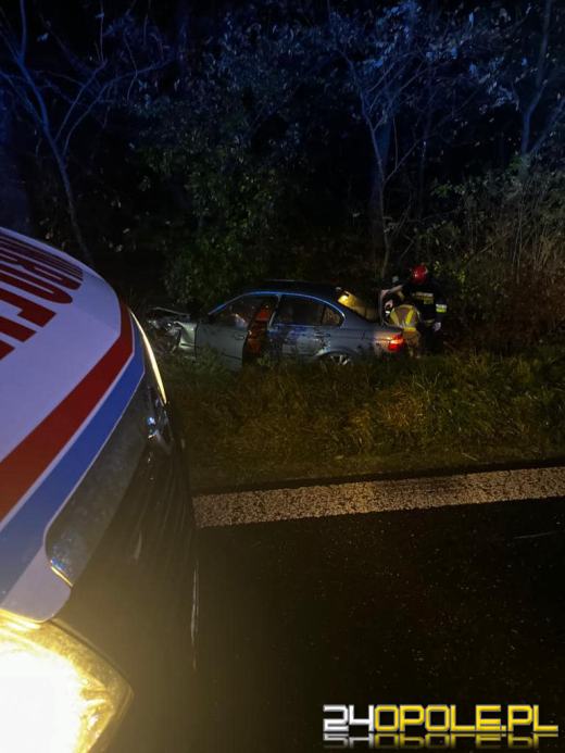Zderzenie pojazdów w powiecie strzeleckim. Jedna osoba trafiła do szpitala
