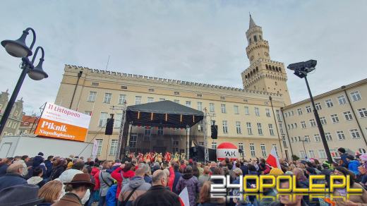 Opolanie świętują odzyskanie niepodległości. Dużo atrakcji na opolskim rynku