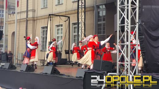 Opolanie świętują odzyskanie niepodległości. Dużo atrakcji na opolskim rynku