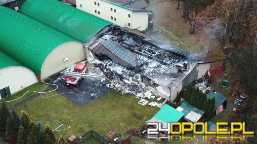 Chrząstowice: Trwa dogaszanie. Nadal poszukiwane są osoby