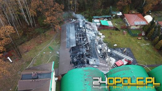 Chrząstowice: Trwa dogaszanie. Nadal poszukiwane są osoby