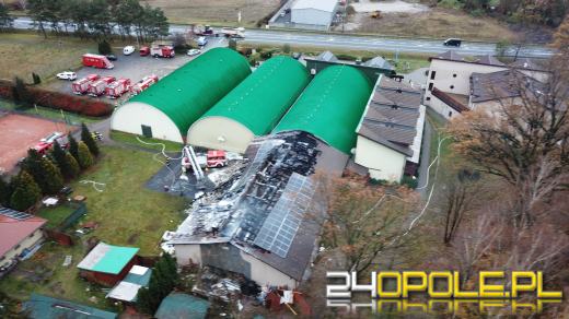 Chrząstowice: Trwa dogaszanie. Nadal poszukiwane są osoby