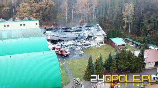 Chrząstowice: Trwa dogaszanie. Nadal poszukiwane są osoby