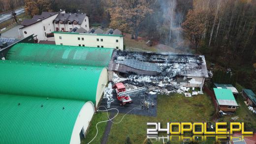 Chrząstowice: Trwa dogaszanie. Nadal poszukiwane są osoby