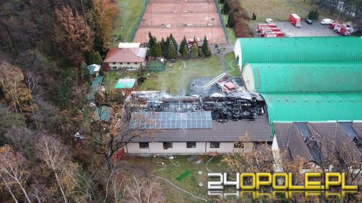 Chrząstowice: Trwa dogaszanie. Nadal poszukiwane są osoby