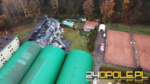 Chrząstowice: Trwa dogaszanie. Nadal poszukiwane są osoby