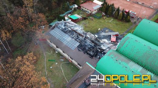 Chrząstowice: Trwa dogaszanie. Nadal poszukiwane są osoby