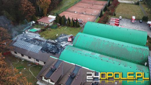 Chrząstowice: Trwa dogaszanie. Nadal poszukiwane są osoby