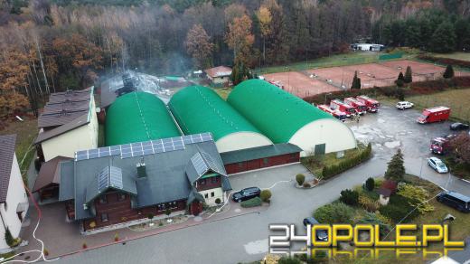 Chrząstowice: Trwa dogaszanie. Nadal poszukiwane są osoby