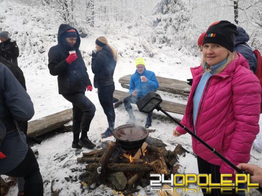 Wbiegali i wchodzili na Kopę Biskupią promując profilaktykę nowotworową