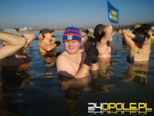 Morsy doczekały się ujemnej temperatury. Wtedy woda jest najlepsza!