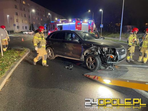 Zderzenie pojazdów na skrzyżowaniu Fabrycznej i Armii Krajowej 