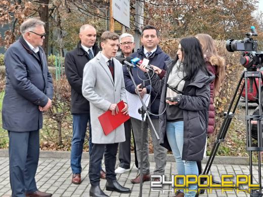 PSL rozpoczęło zbiórkę podpisów pod projektem ustawy "Uczciwa Polska"