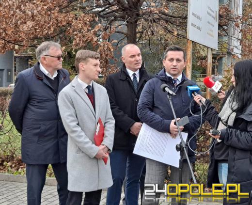 PSL rozpoczęło zbiórkę podpisów pod projektem ustawy "Uczciwa Polska"