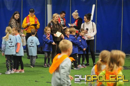 Przedszkolaki uczyły się zasad obowiązujących na drodze