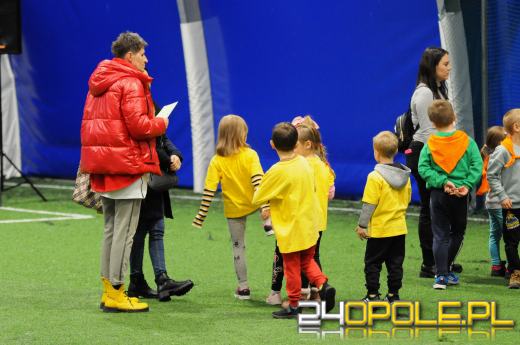 Przedszkolaki uczyły się zasad obowiązujących na drodze