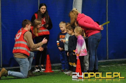 Przedszkolaki uczyły się zasad obowiązujących na drodze