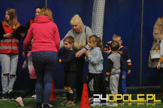 Przedszkolaki uczyły się zasad obowiązujących na drodze